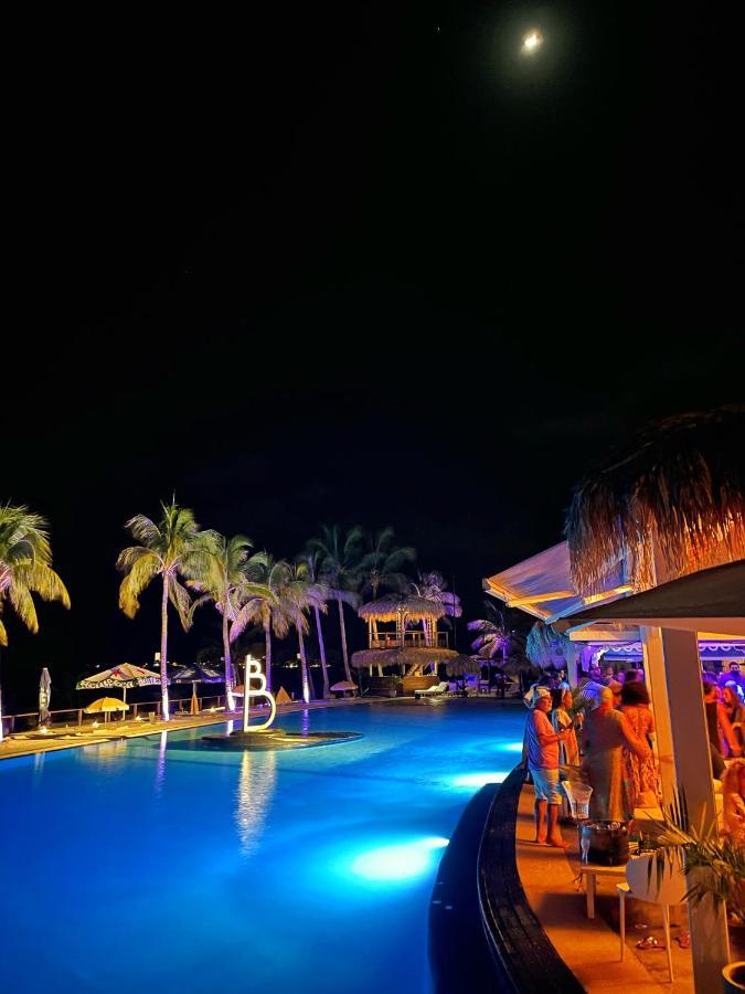 Diamond Paradise Le Diamant Buitenkant foto